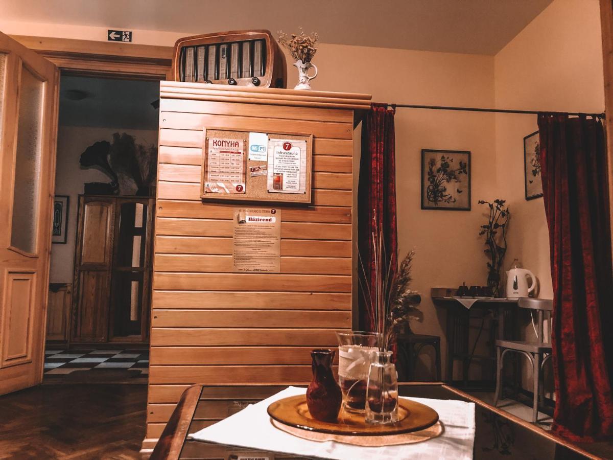 Hét Pecsét Fogadó Étterem Sopron Esterno foto